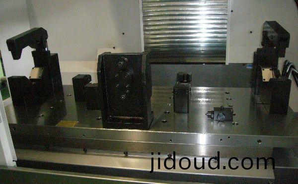 后(hou)橋加(jia)工裌具