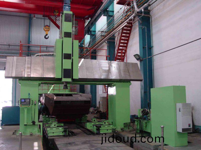 數控(kong)龍門鏜銑牀(chuang)